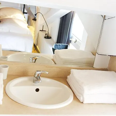 Apartamento 444 Tourny - Localisation Exceptionnelle 2 Avec Ascenseur Et Parking